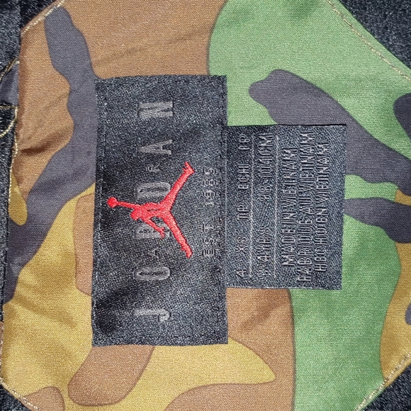 Sold - Picture 7 of 9